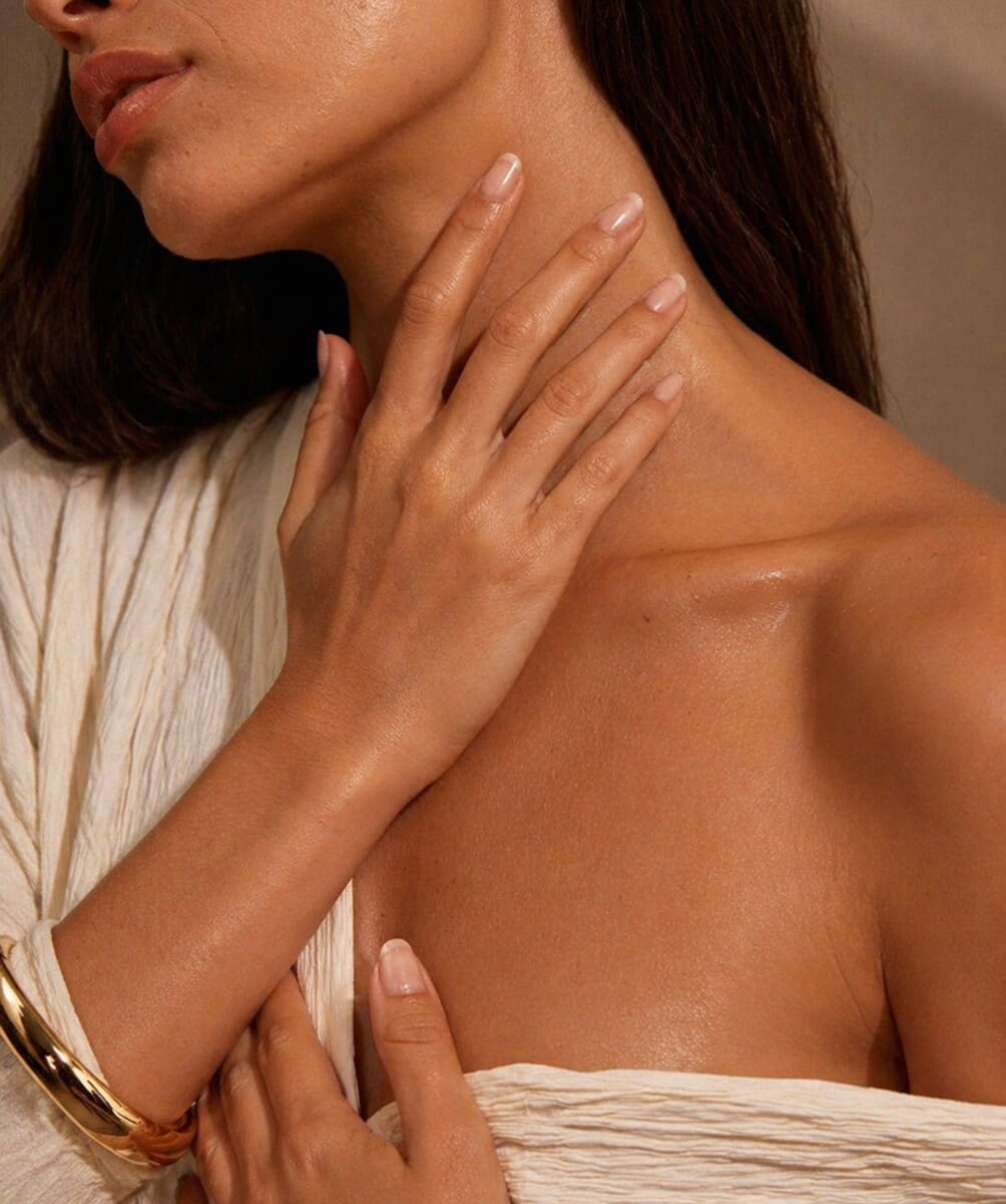Hydrating facial cleanser - Image 2
